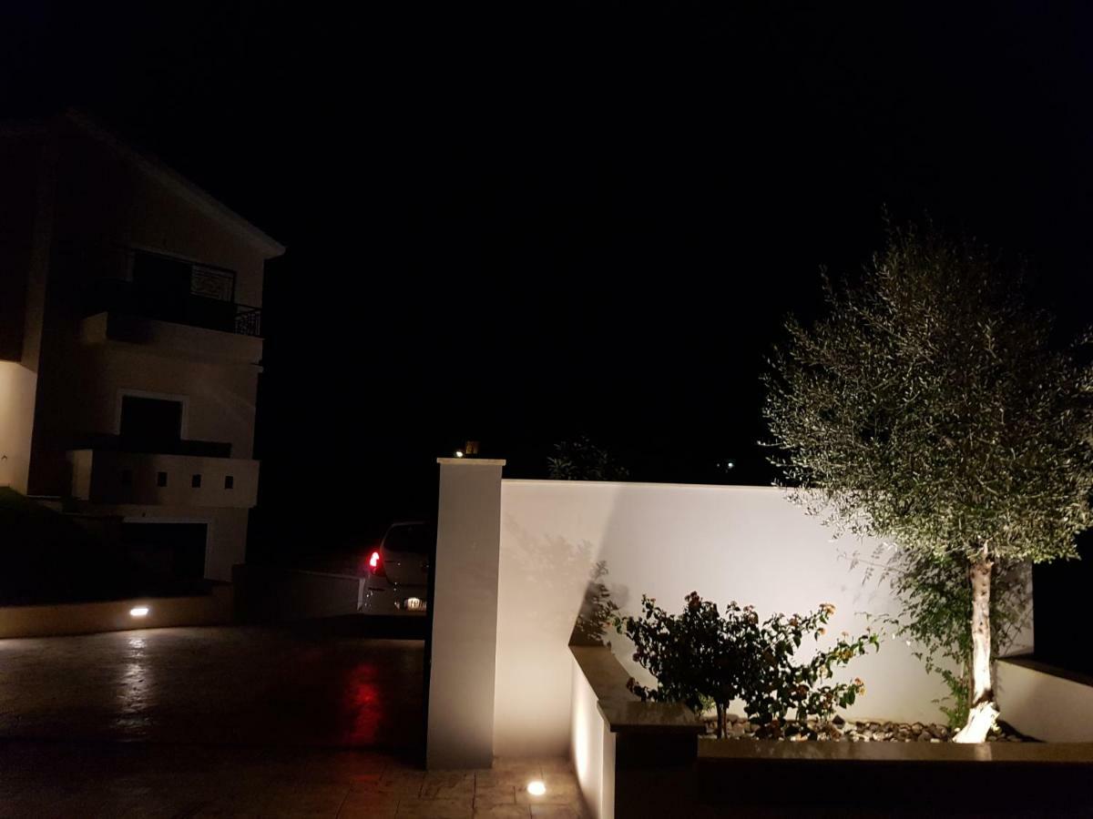 Dimitris Villa آيجيون المظهر الخارجي الصورة